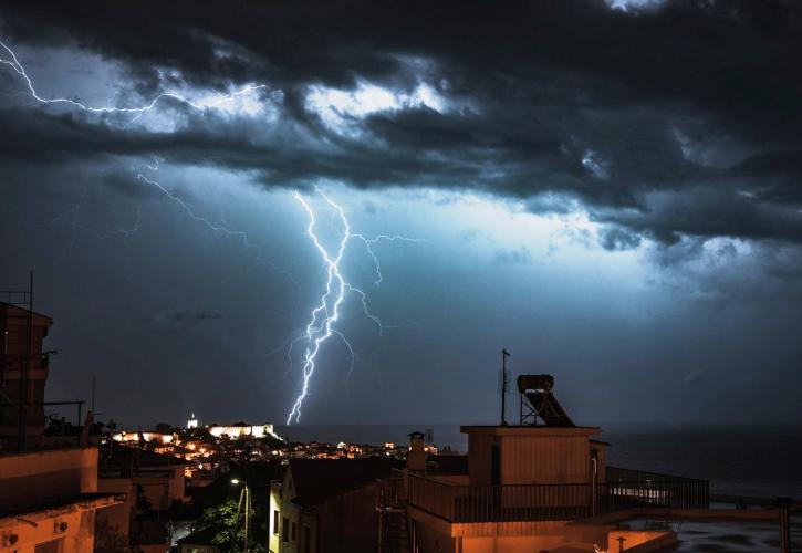 meteo:-Πλησιάζει-η-“ψυχρή-λίμνη”-–-Τα-νέα-δεδομένα-για-την-κακοκαιρία-που-θα-πλήξει-τη-χώρα