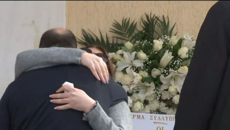 Έγκλημα-στη-Νίκαια:-Απαρηγόρητη-η-πεθερά-του-40χρονου-στο-τελευταίο-“αντίο”-–-«Συγχώρεσέ-με-Στέλιο…»